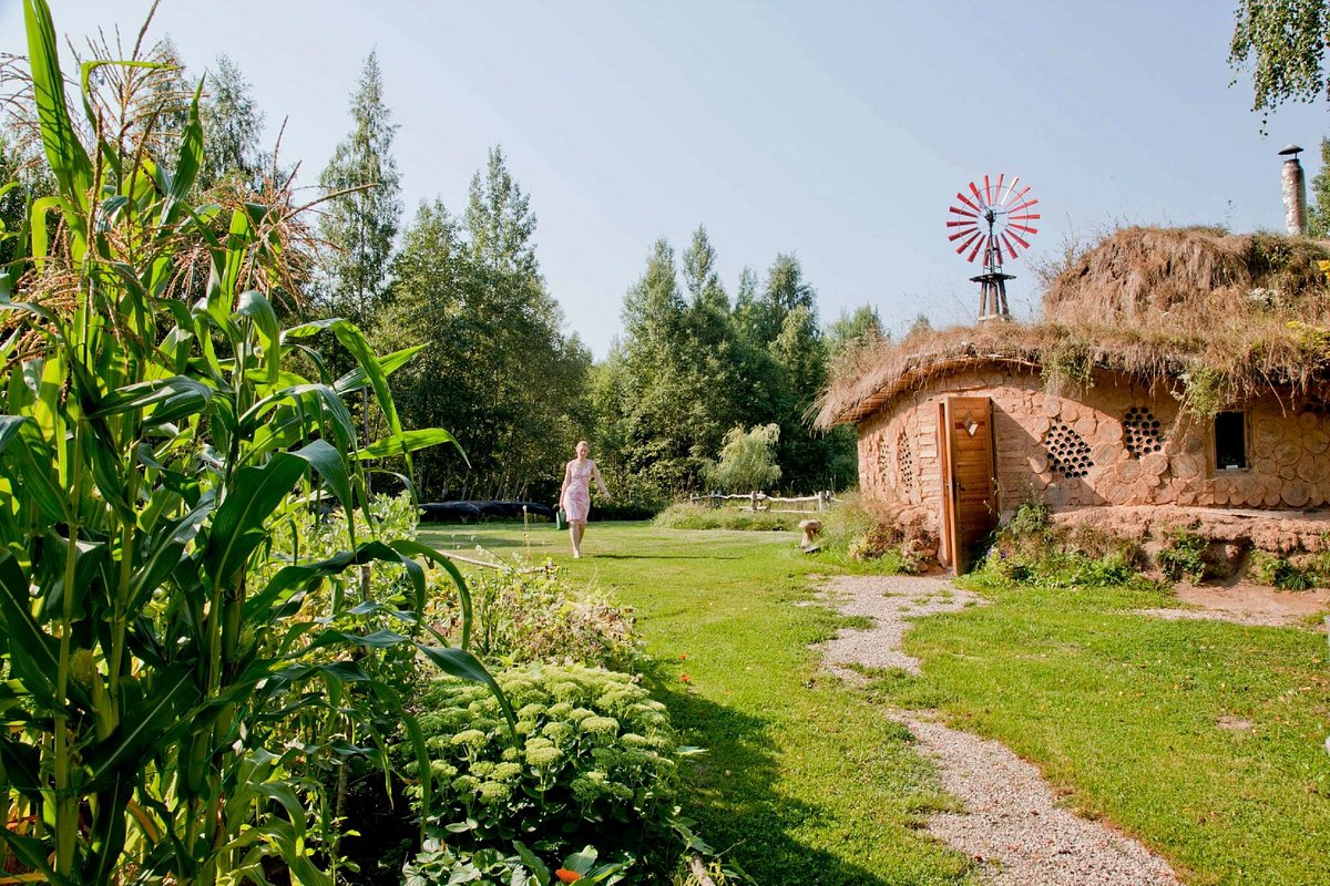 Vienkoču Park, Latvia