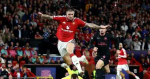 Champions League: Bayern break down Bodø/Glimt, Como put four past Leipzig